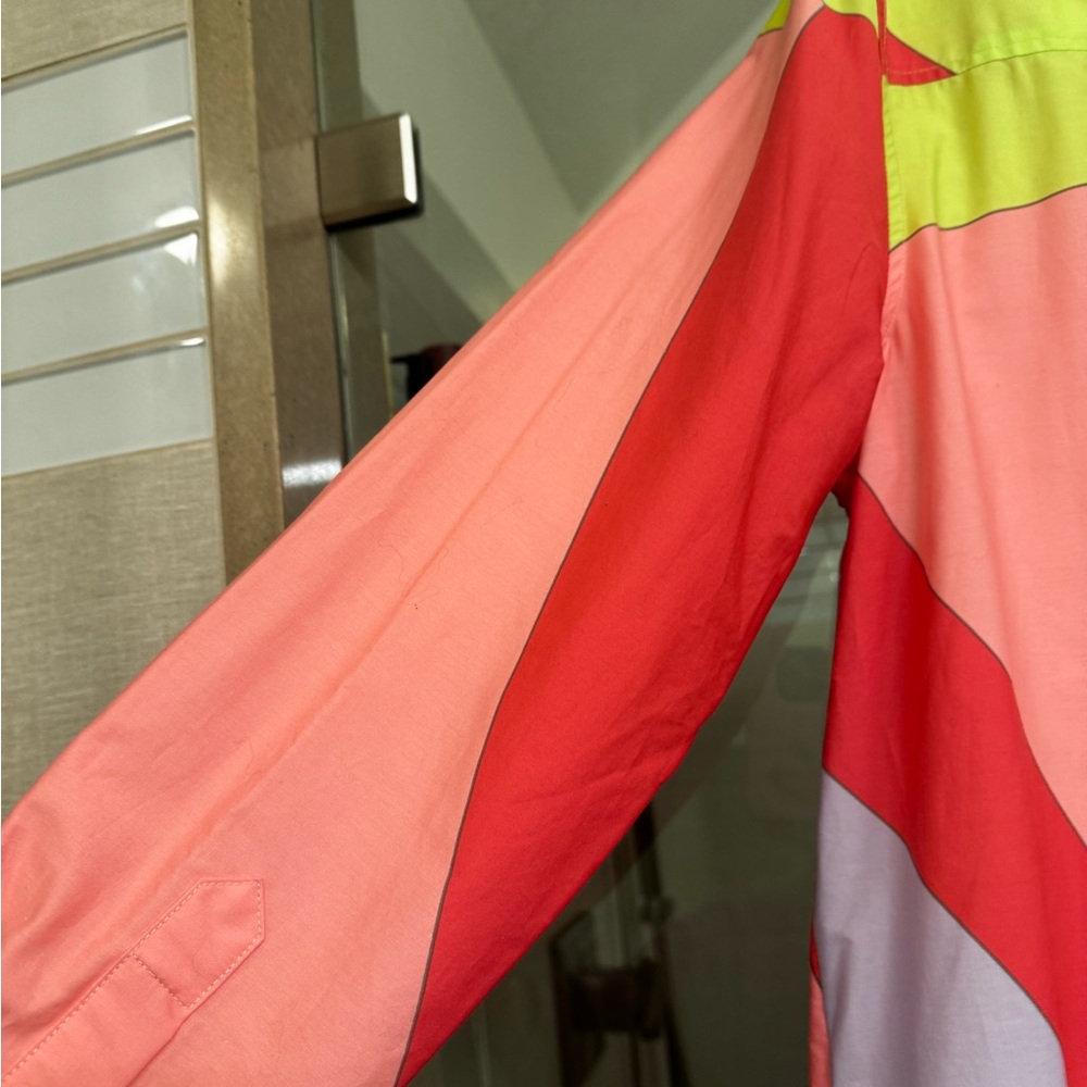 Colorblock Button-Up Shirt - Picture 4 of 6